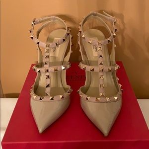 Valentino Garavani Heels